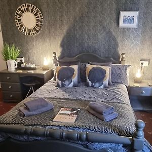 Deluxe Zimmer mit Kingsize-Bett